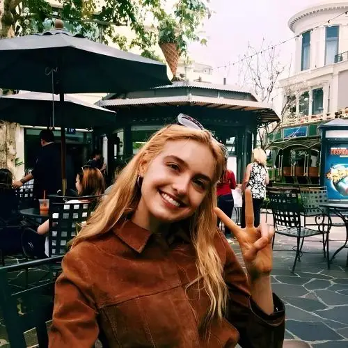 Maren Snow